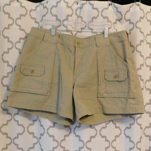 Cabela's Tan 7 Pocket Low Rise Hiker Shorts - 16 (NWT)